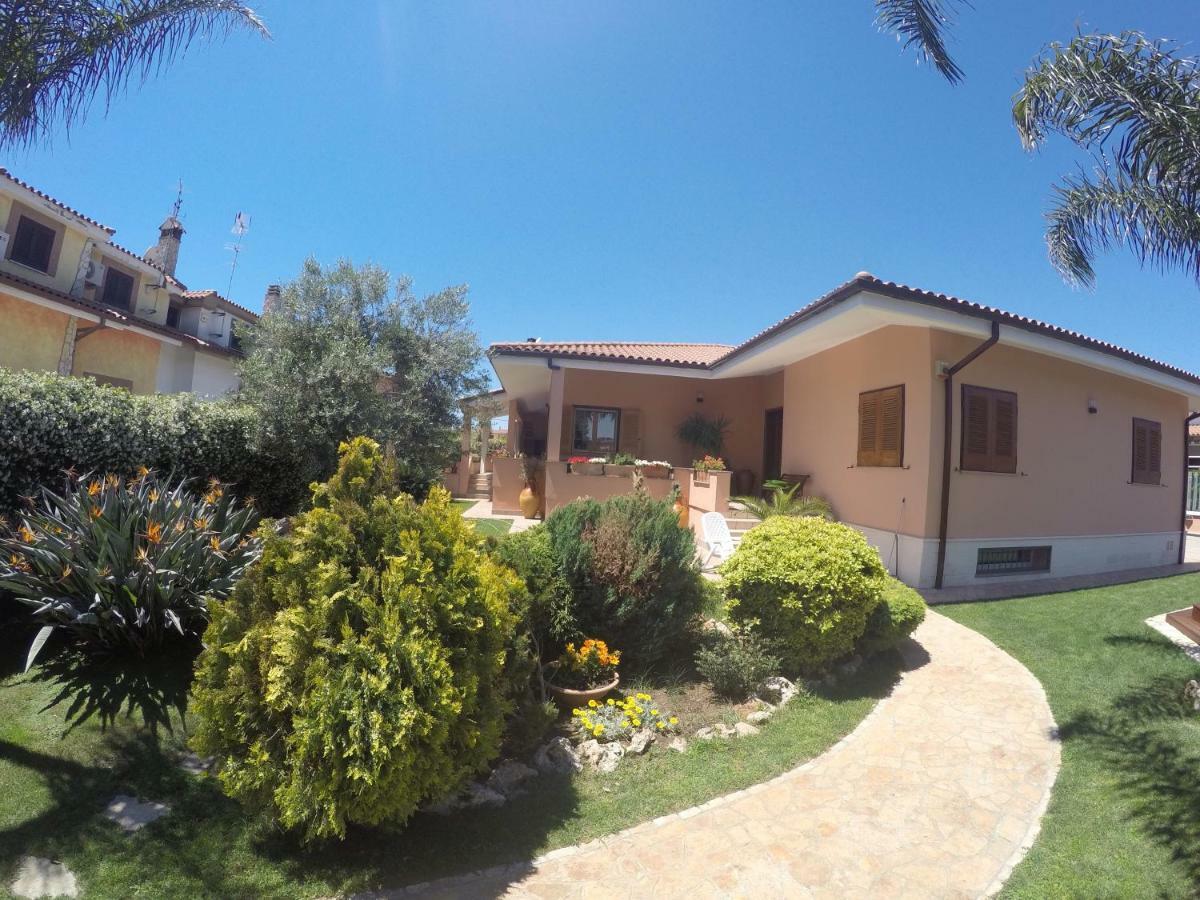 Villa Nevada -20 Min Da Roma Ladispoli Exterior foto