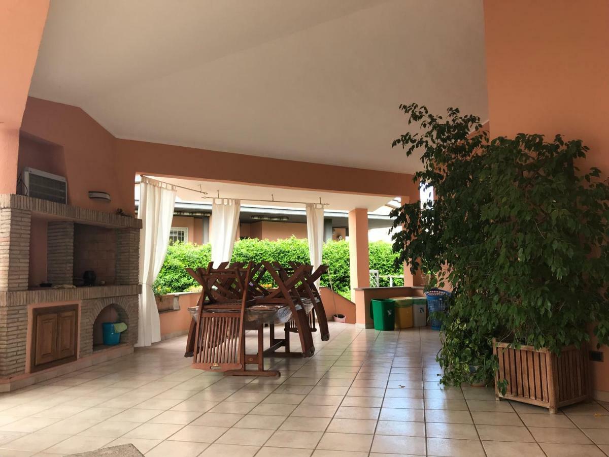 Villa Nevada -20 Min Da Roma Ladispoli Exterior foto